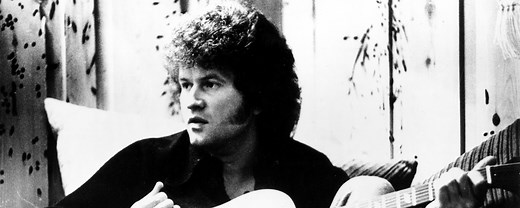 The Story Behind Terry Jacks’ “Seasons in the Sun,” Which Topped the Charts 50 Years Ago