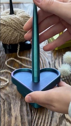 ❤️ Heart-Shaped Yarn Holder – Crochet Without Tangles