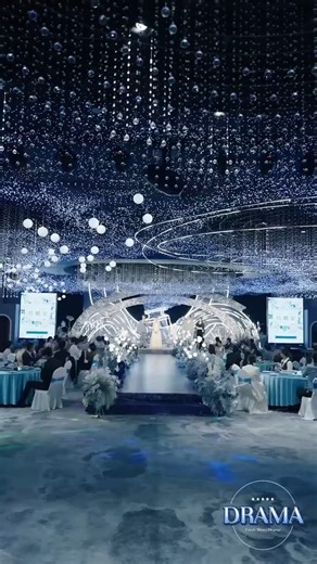 387K views · 6.2K reactions | Abandoned Bride Marries Random Guy from Crowd and Sparks a New Love Story! | Memphis Jax Gage | Facebook