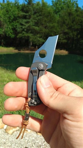 Knife Discrimination: Small, Medium or Large