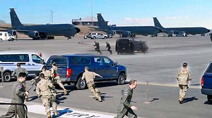 Nuclear Alert Scramble – Alert Crews Rush to KC-135 for Emergency Take Off #kc135 #KC135Stratotanker #alertcrews #Scramble #usaairforce #usaf #womenpilot #pilot #femalepilot #f16 #f35 #f15 #f22 #f18 #military #usmilitary #aviationlovers #viralposts #foryoupagе #fighter | Gylda Lecia