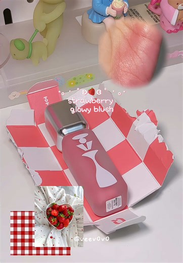 Strawberry Glow Cream Blush Review and Swatch