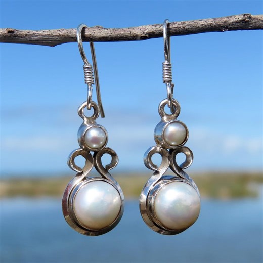 Pearl Earrings, Dainty Womens Earrings, Pearl Jewelry, Silver Earrings, Wedding Jewellery, White Jewelry, Dangle Earrings, Australia Sellers - Etsy Australia