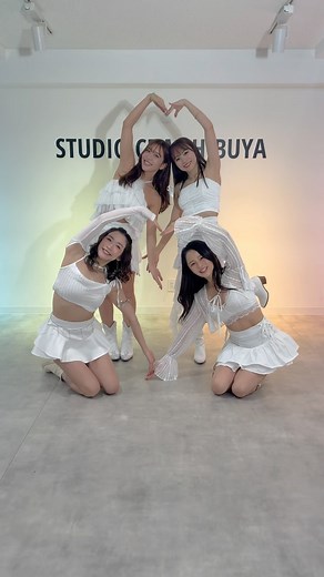 COCO on Instagram: "RIZINガール2022メンバーで twice踊ってみたよ🌼 懐かしいメンバーでしょ💗💗 みんなの推しメンは？🤔"