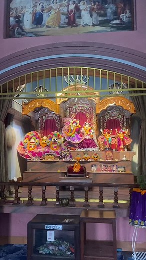 Divine Darshan of Shri RadhaMadhavaChadra at ISKCON Temple