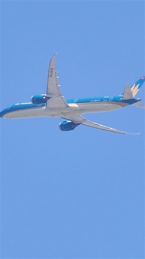 이륙 중- |김해 공항|VN-A879| #vietnamairlines