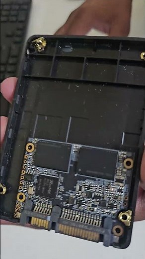 Inside an SSD - What's Really Inside a Solid State Drive?