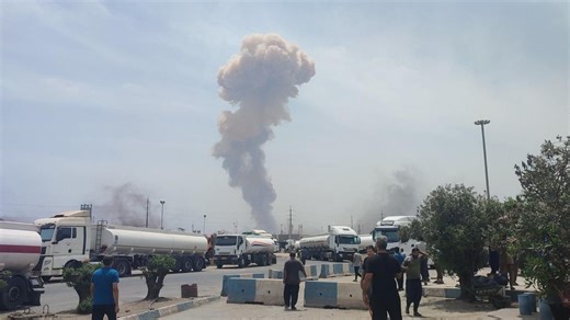 14 killed, over 700 injured in suspected chemical blast at Iran port