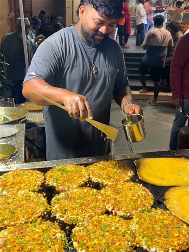Bangalore's Delicious Ghee Podi Veg Loaded Uttapam