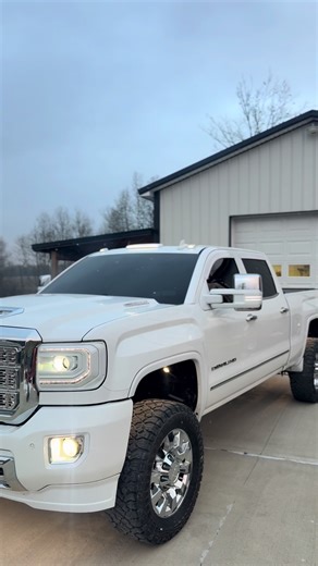 GMC Denali Duramax L5P Overview