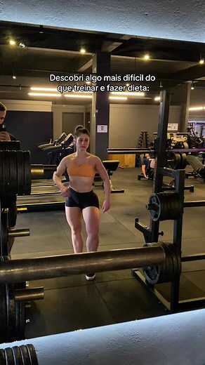 não guento 10 segundos na pose 😡 #gymtok #gymmotivation #gymlife #gymmotivation #inspiration #lifestyle #foryoupage #foryou #fyp #viral