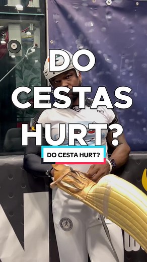 Take it from us: it is not the most comfortable thing in the world to wear a cesta👀 #jaialai #sportsoftiktok #rallysport #doesithurt