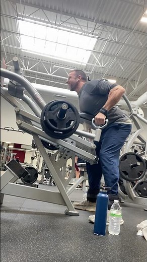 Chest Supported Bent Over Row Machine
