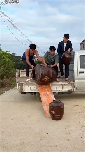 When Power Goes Out #electricity #funny #relatable