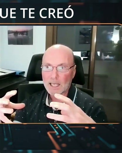 🎙️ **Innovando el Futuro: El Secreto Detrás del Éxito Tecnológico 🚀** #Shorts