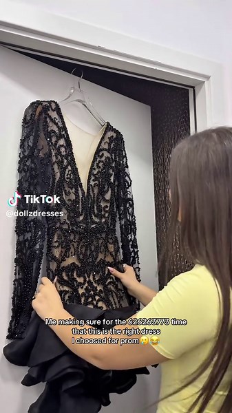 Choosing the Perfect Prom Dress: My Journey