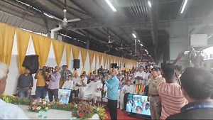 16K views · 204 reactions | An air of excitement fills Bandra Terminus station as people gather to witness the historic flagging off of the new Bandra Terminus-Lalkuan SF Express, marking a new era of connectivity. | Western Railway | Facebook