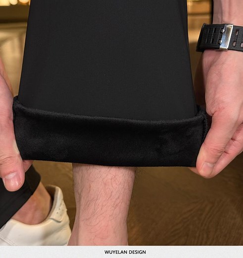 💫 QUẦN LÓT LÔNG UNISEX BASIC – MỀM MẠI, GIỮ ẤM, THOẢI MÁI CẢ NGÀY 💫 🛒 Mua ngay tại: https://www.sandealgiare.online/quan--nam-lot-long -------------- Mùa lạnh đến rồi, giữ ấm cơ thể từ bên trong chính là bí quyết để bạn luôn thoải mái và khỏe mạnh suốt ngày dài. Chiếc quần lót lông unisex basic này là món đồ “must-have” cho mọi người — thiết kế tối giản, dễ mặc, phù hợp cả nam và nữ. ✨ Đặc điểm nổi bật: 🔹 Lớp lông mịn bên trong – mềm như nhung, giữ nhiệt nhanh, ấm mà không bí. 🔹 Chất liệu c