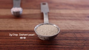 Soft And Cheesy Bread Made With Zero Effort for Breakfast