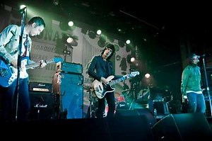 New Beady Eye track 'Flick of the Finger' premieres on US radio | Live4ever Media