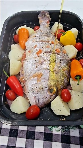 Delicious Baked Snapper with Vegetables 🐟🍅🥔