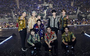 【SUPER JUNIOR】七巡DVD拆箱!买到不亏！值得入手！把它放进机子的那一刻！完美！拿上打人棒蹦迪吧