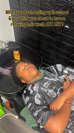 Hairstylist , Allentown PA on Instagram: "#explorepage✨ #foryou #foryoupage #hairstylist #hair #hairideas #hairsalon #beautician #braid #braider #neatbraids #neat #feeding #contentcreator #content #fyp #fypシ #reels #comedy"