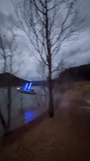 Southern Jet LTD on Instagram: "Now that’s a real mini boat launch 😎 Check out @jetcraftboats creation for @kedo_cruisers 🤘🏻 #mini #tiny #boat #boats #jump #miniboat #boating #boats"