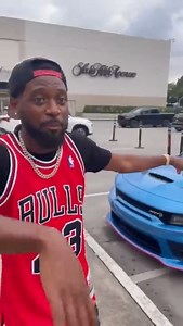 When Drip see a fine girl at the mall! - Kountry Wayne | Kountry Wayne Fans