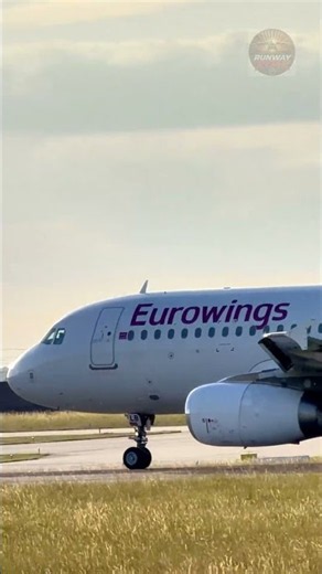 ✈️ LOUD CLOSE UP Eurowings Airbus A320 Takeoff | Stuttgart Airport | Runway 25 #aviation #shorts