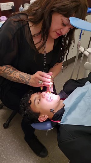 Te's Braces Update: Adding More Buttons on the Inside!