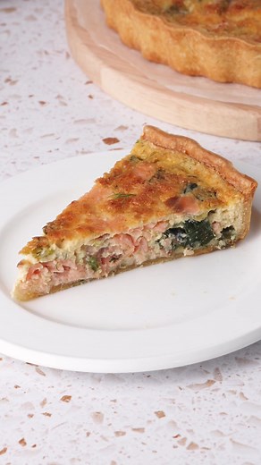 Delicious Smoked Salmon Quiche Recipe | Brunch & Dinner