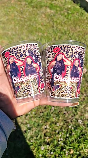 Custom cups if you need to stand out, let me help you with these custom party favors 🛍 10oz clear cups and 2oz shot cups any occasion. Book with me for your order ✨️ #customorder #customshotcup #customfoam #plasticcup #custommade