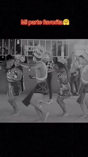 Disfrutando del Baile Embera en Chimbombon