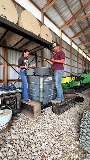 Laura Farms (@laurafarms) - Laura Farms (@laurafarms)’s videos with original sound - Laura Farms