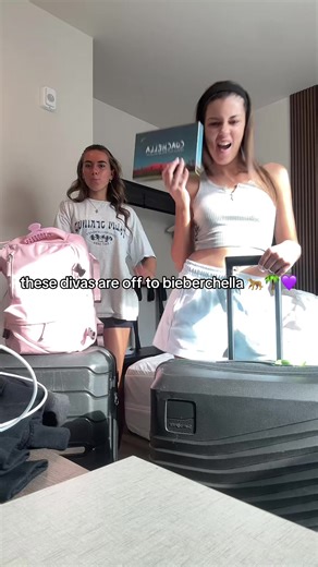 bieberchella !!! 💜💜 #bieberchella #coachella #bestfriend #onelesslonelygirl #fyp