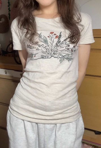 ミシンで古着リメイク：サイズ気にせずTシャツを簡単に直す方法