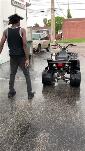 2005 Yamaha Banshee “TheVeeTouch” Tire Kick Start