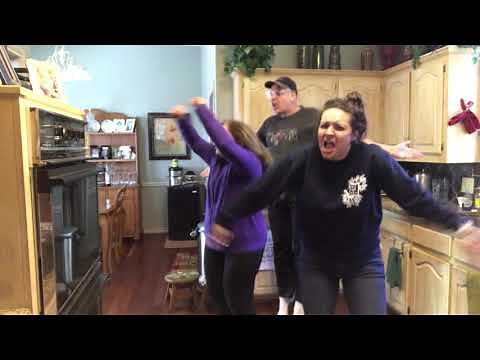 This Video of a Father and Daughter Dancing in Their Kitchen Is So Damn Delightful