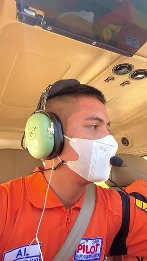 Pilot and ATC Conversation at Beginning of Flight