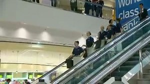 DUBAI AIRPORTS FLASH MOBS - DANCE PARTY AT DUBAI AIRPORT - YouTube