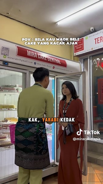 Kek Lapis Sarawak: Pilih Rasa atau Kacak?