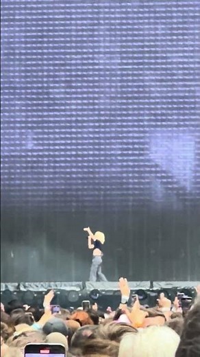 Still into you - Paramore - 15.august.2024 - Wembley