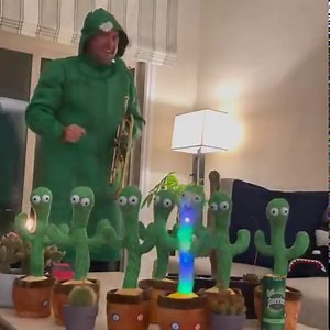 1.2M views · 32K reactions |  @cactuschoir 朗 Cactus Choir performing Industry Baby with my little demonic babies! #dancingcactus #cactus #industrybaby . For more follow @trumpetlovers_ . . #trumpet #trumpetlovers_ #trompete #trompeta #music #musicvideo #fun #funvideo #awesome #amazing #beautiful #funny #vine #funnyclips #art #musician #love #song #instagood | Trumpet Lovers | Facebook