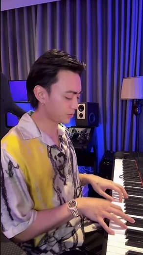 XIN ĐỪNG LẶNG IM - SOOBIN (LIVE)