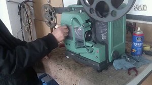 【搬运】Bell&Howell 16mm电影放映机操作视频_合肥邵氏电影
