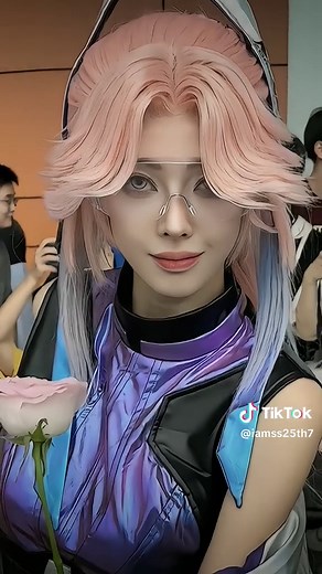 Trends in Cosplay: Chinese and Anime Culture Unplugged