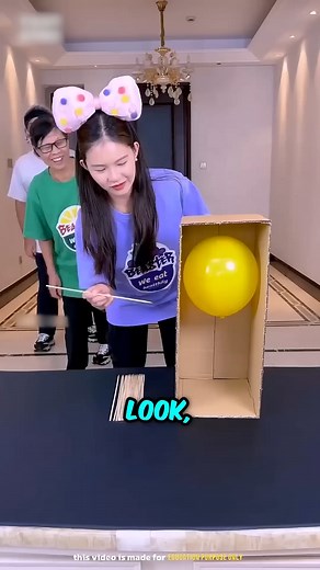 The amazing balloon game from Japan! | Elena