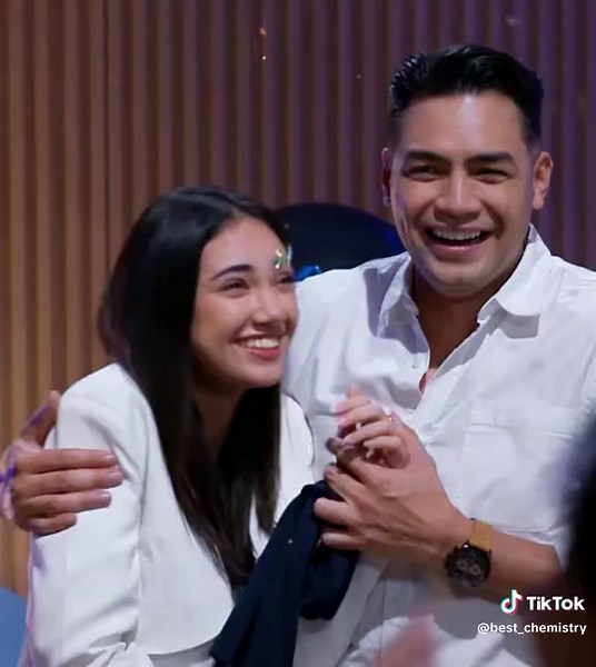 Heartwarming Gender Reveal Scene from Cinta Sekali Lagi