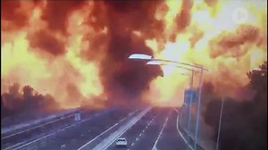 A tanker carrying flammable material has collided with a truck on a busy highway causing two major explosions and a bridge to collapse in northern Italy yesterday. One person has been confirmed dead, with at least 70 others injured. #TenNews https://tendaily.com.au/news/world/a180806blg/fiery-highway-truck-explosion-kills-one-in-italy-20180806 | 10 News